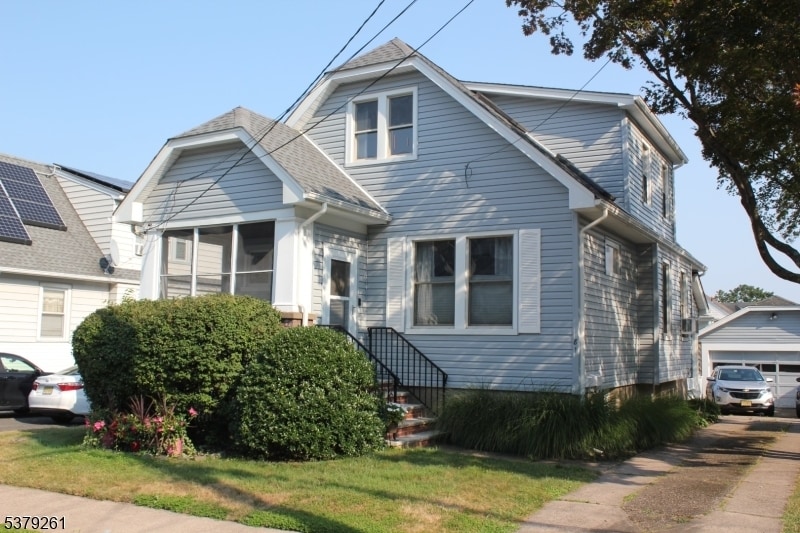 81 Savoy Pl in Prospect Park, NJ - Building Photo