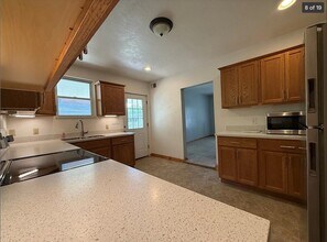 635 Valley St in Oakmont, PA - Building Photo - Building Photo