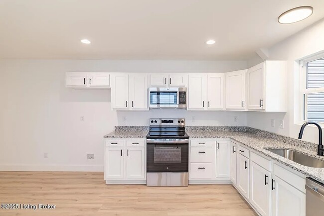 1322 S Preston St in Louisville, KY - Building Photo - Building Photo