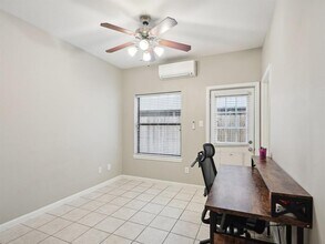 4411 Koehler St in Houston, TX - Building Photo - Building Photo