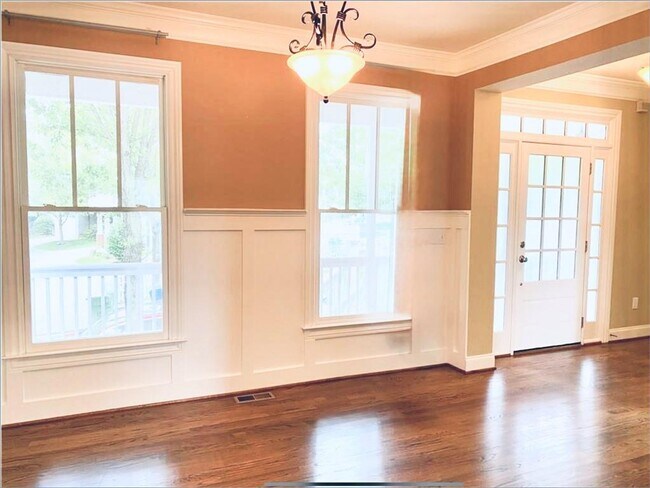 1678 Carr Cir NW in Atlanta, GA - Building Photo - Building Photo