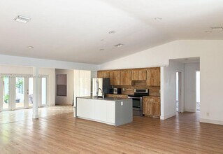 3330 Liberty St in Hollywood, FL - Building Photo - Building Photo