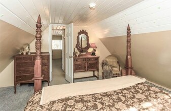415 Imperial Ave in Sugarloaf, CA - Foto de edificio - Building Photo