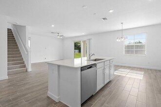 6843 Cobia Cir in Boynton Beach, FL - Building Photo - Building Photo