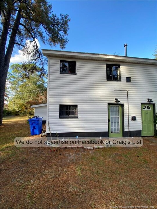 201 Country Club Dr in Fayetteville, NC - Building Photo