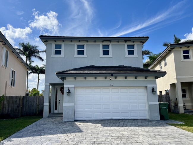 property at 3114 SE 3rd Dr