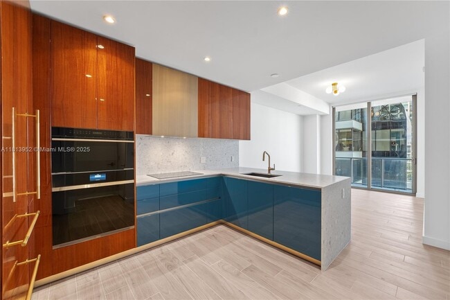 property at 2678 Tigertail Ave