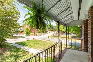 1403 Lincoln St in Durham, NC - Building Photo