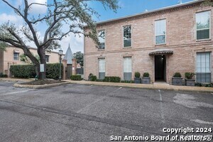 7707 Broadway in San Antonio, TX - Building Photo - Building Photo