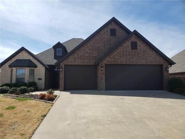 4001 SW Rhinestone Blvd in Bentonville, AR - Building Photo - Building Photo