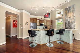 1010 Rosine St in Houston, TX - Building Photo - Building Photo