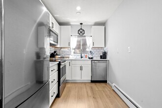 549 Adams St in Boston, MA - Building Photo - Building Photo