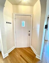 1127 Clark Way in San Jose, CA - Building Photo - Building Photo