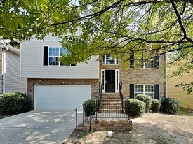 1939 Redwood Trace in Ellenwood, GA - Building Photo