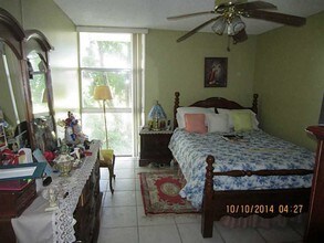 2029 NW 46th Ave-Unit -308E in Lauderhill, FL - Foto de edificio - Building Photo