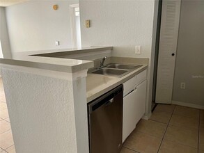 2213 Grand Cayman Ct, Unit 1121 in Kissimmee, FL - Building Photo - Building Photo