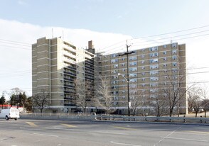 Downsview Acres in Toronto, ON - Building Photo
