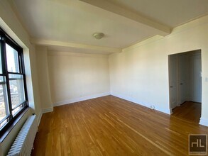 SECOND AVENUE, Unit 3G in New York, NY - Building Photo - Building Photo