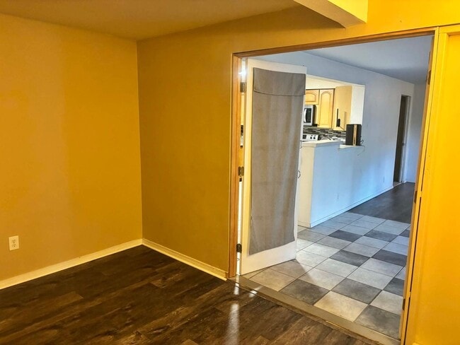 803 9th Ave NW in Puyallup, WA - Building Photo - Building Photo