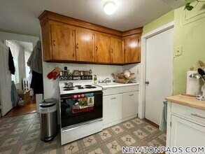 99 Jackson Rd in Newton, MA - Building Photo - Building Photo