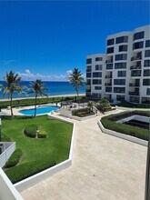 2565 S Ocean Blvd in Highland Beach, FL - Building Photo - Building Photo
