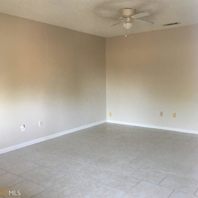 125 Seaparc Circle-Unit -A in Kingsland, GA - Building Photo - Building Photo