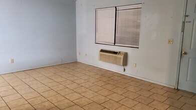 207 Pleasant Ave, Unit 207 in Gentry, AR - Building Photo - Building Photo