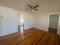 4917 35th St in Lubbock, TX - Foto de edificio - Building Photo