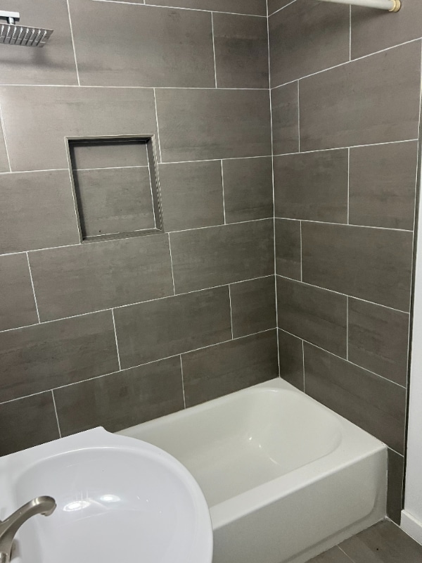 property at 568 Wilson Bridge Dr