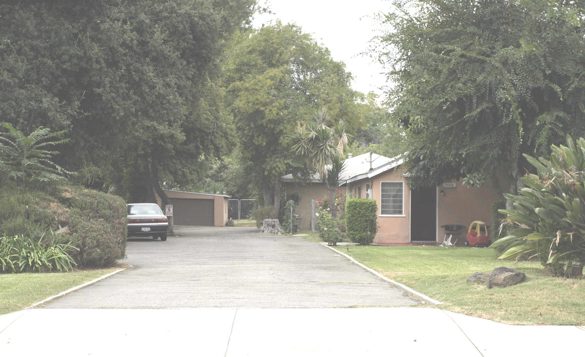 1907-1909 Peck Rd in Monrovia, CA - Building Photo