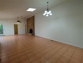 9115 Boedeker Cir in Dallas, TX - Building Photo - Building Photo