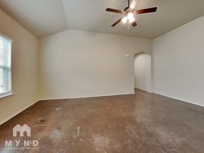 226 Kaspar Way in Canyon Lake, TX - Foto de edificio - Building Photo