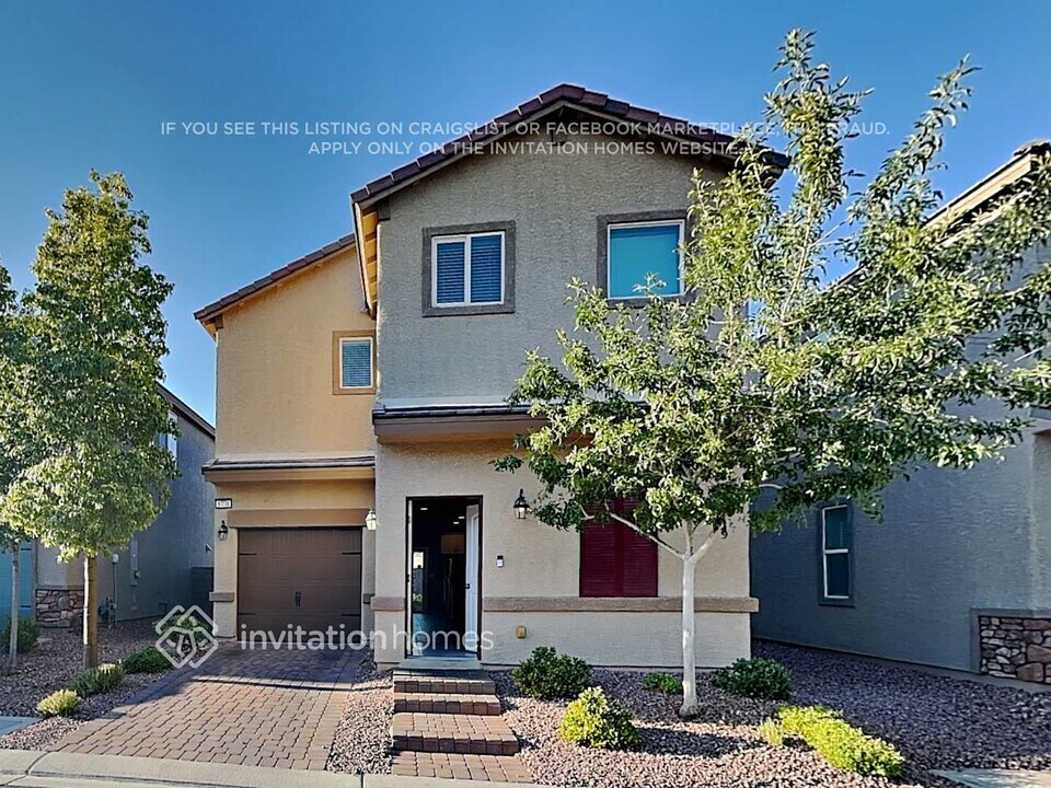 8776 Candelabra Ct in Las Vegas, NV - Building Photo