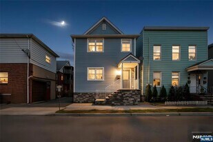 8 Essex St in Nutley, NJ - Building Photo