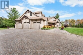 7632 Wellington County Rd 34 in Puslinch, ON - Building Photo - Building Photo