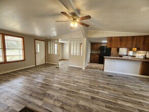 9150 SE 197th Ave in Ocklawaha, FL - Building Photo - Building Photo