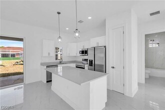 3310 11th St W in Lehigh Acres, FL - Building Photo - Building Photo