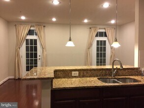 2202 Leesborough Dr in Silver Spring, MD - Building Photo - Building Photo