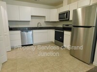 654 Trinity Way in Grand Junction, CO - Building Photo - Building Photo