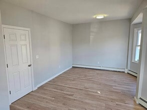 206 Lawrence St in Paterson, NJ - Building Photo - Building Photo