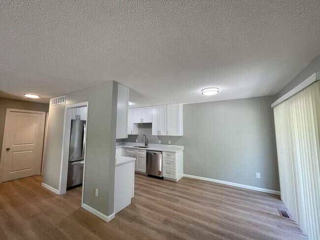 5980 Covington Terrace in Minnetonka, MN - Building Photo - Building Photo