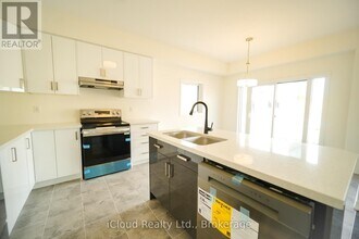67 George Brier Dr E in Brant, ON - Building Photo - Building Photo