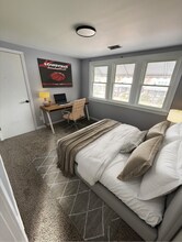 2416 Sherry Rd in Louisville, KY - Building Photo - Building Photo