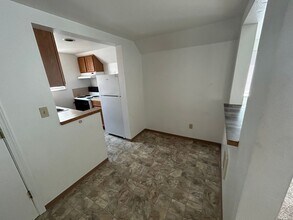 118 E Brooks St in Goldendale, WA - Building Photo - Building Photo