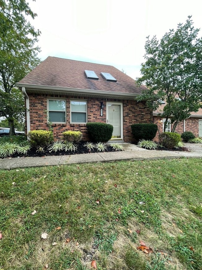 property at 338 Oxford Dr