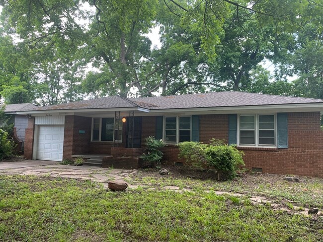 511 Fleetwood Dr in Norman, OK - Foto de edificio - Building Photo
