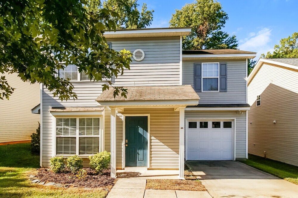 316 Peachtree Rd in Charlotte, NC - Foto de edificio