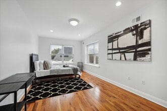 3209 W Montgomery Ave in Philadelphia, PA - Foto de edificio - Building Photo