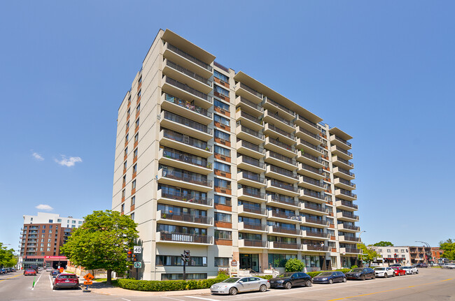 5455 Rue de Terrebonne, Unit 1110