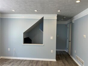 4856 Mossfield Ct in Pittsburgh, PA - Building Photo - Building Photo
